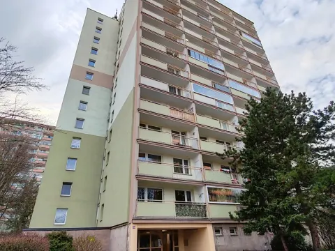 Prodej bytu 2+1, Teplice, Alejní, 53 m2