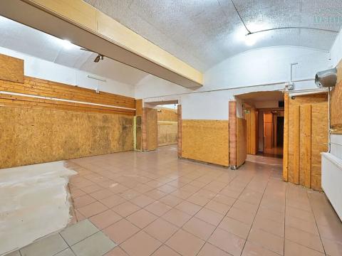 Pronájem skladu, Plzeň, Nerudova, 134 m2