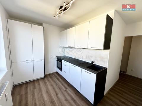 Pronájem bytu 2+1, Pardubice - Zelené Předměstí, Hlaváčova, 54 m2