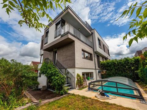 Prodej bytu 4+kk, Praha - Dolní Měcholupy, Na Slavíkově, 123 m2