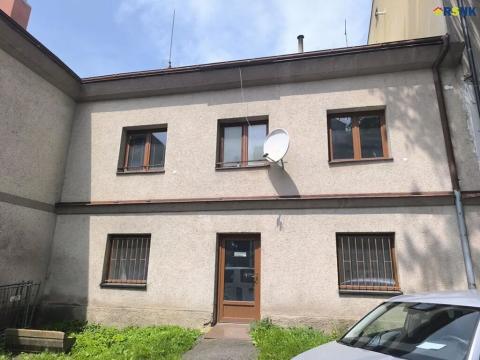 Pronájem obchodního prostoru, Hlinsko, Tylovo náměstí, 60 m2