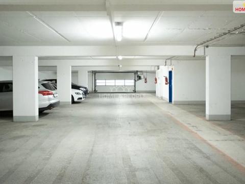 Pronájem garáže, Praha - Prosek, Kytlická, 14 m2