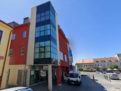 Pronájem kanceláře, Nymburk, Náměstí Přemyslovců, 31 m2