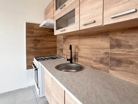 Pronájem bytu 1+1, Chomutov, 17. listopadu, 35 m2