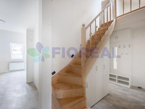 Pronájem atypického bytu, Praha - Strašnice, Na hroudě, 88 m2
