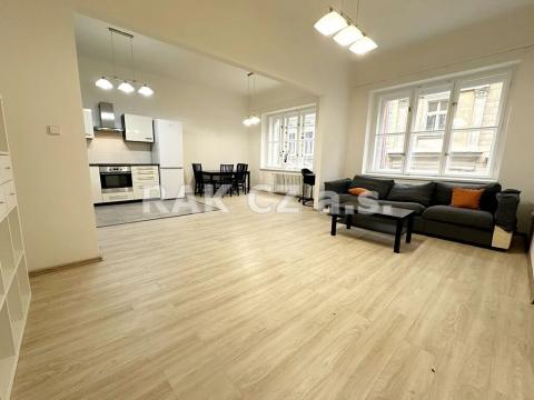 Pronájem bytu 2+kk, Praha - Staré Město, Benediktská, 76 m2