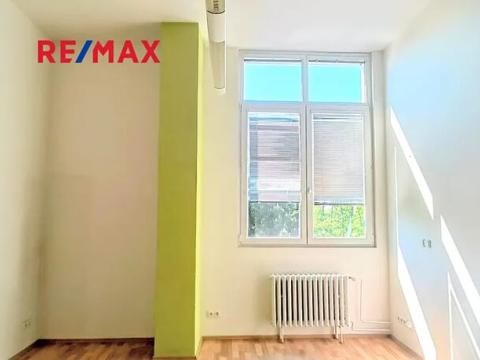 Pronájem kanceláře, Praha - Kobylisy, Horňátecká, 20 m2