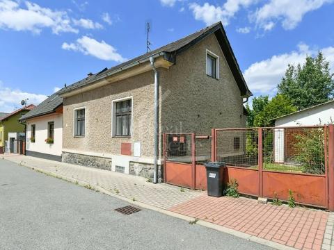 Prodej rodinného domu, Beroun, Myslbekova, 79 m2