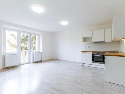 Pronájem bytu 2+kk, Praha - Vokovice, Na dlouhém lánu, 50 m2