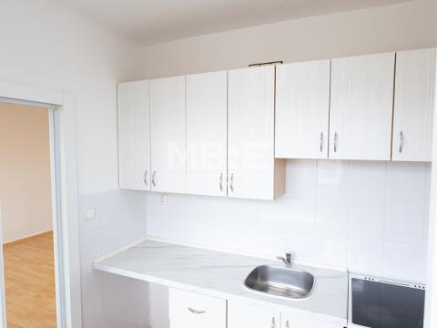 Pronájem bytu 1+1, Karviná - Hranice, Bratr. Veverkových, 34 m2
