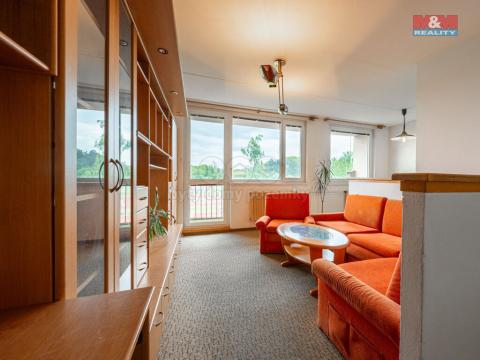 Prodej bytu 3+kk, Benešov, Pražského povstání, 70 m2