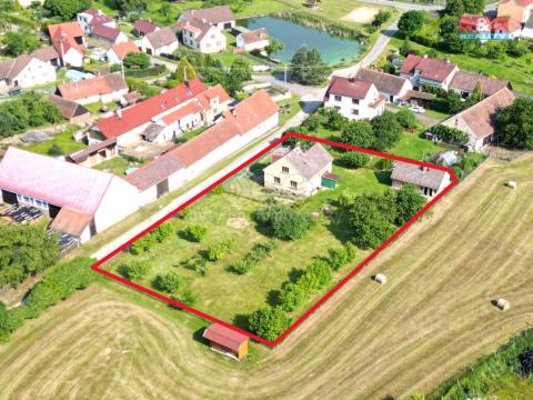 Prodej rodinného domu, Sepekov - Líšnice, 2436 m2