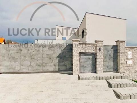 Pronájem bytu 1+kk, Sulice, Dubová, 34 m2