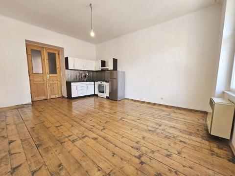 Pronájem bytu 2+kk, Praha - Vršovice, Krymská, 60 m2