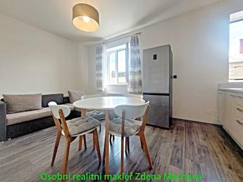 Pronájem bytu 2+kk, Praha - Hostivař, 46 m2