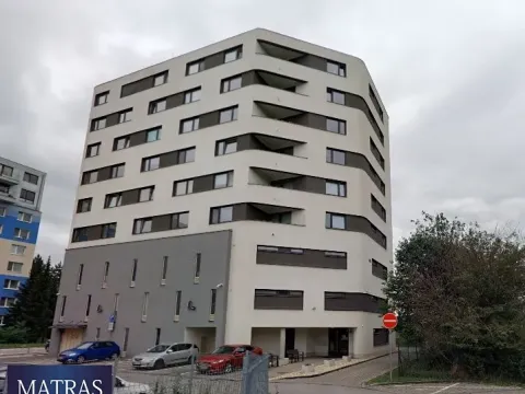 Pronájem kanceláře, Brno, třída Generála Píky, 31 m2