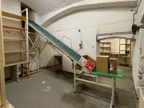 Pronájem skladu, Praha - Nové Město, Klimentská, 61 m2