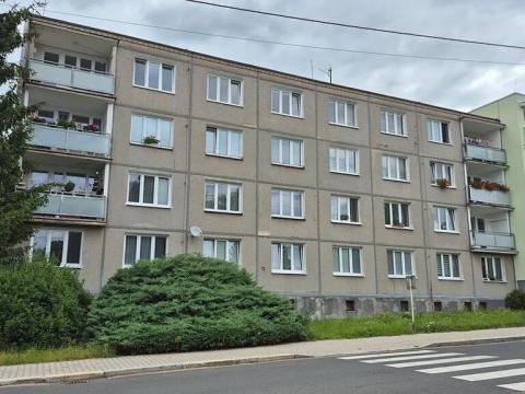 Prodej bytu 2+1, Hrádek, 1. máje, 60 m2
