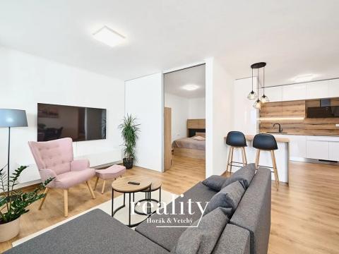 Pronájem bytu 2+kk, Znojmo, Kosmákova, 62 m2