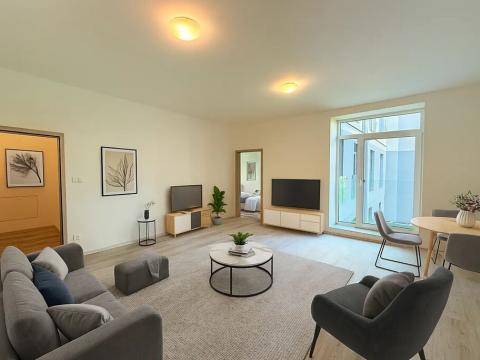 Pronájem bytu 2+kk, Milovice, Slepá, 55 m2
