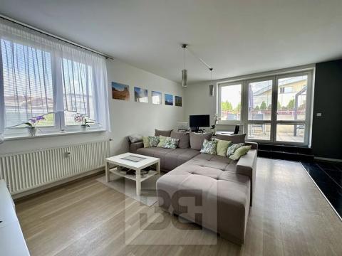 Pronájem bytu 2+kk, Brno, V Újezdech, 53 m2