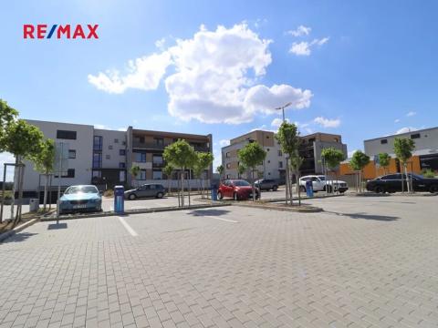 Pronájem bytu 3+kk, Praha - Lipence, Oddechová, 85 m2