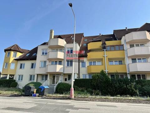 Prodej bytu 4+kk, Tábor, Chýnovská, 83 m2