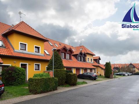 Pronájem bytu 1+kk, Jesenice, Lomená, 41 m2