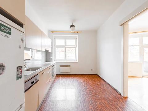 Pronájem bytu 2+1, Praha - Vršovice, Kodaňská, 70 m2