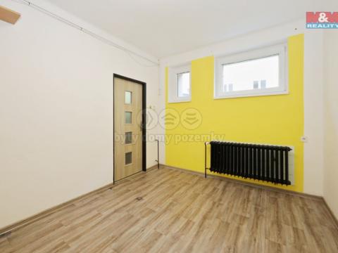 Pronájem obchodního prostoru, Havlíčkův Brod, Příčná, 17 m2