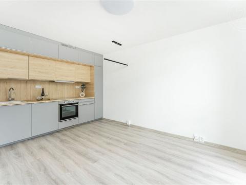 Prodej bytu 2+kk, Praha, Bukovecká, 33 m2