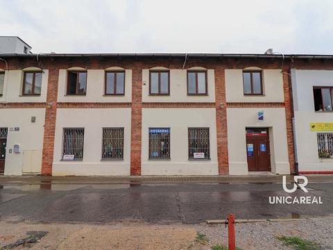 Pronájem obchodního prostoru, Brno - Husovice, Dukelská třída, 240 m2