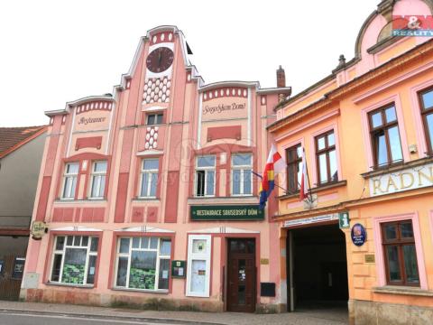 Pronájem restaurace, Miletín, náměstí K. J. Erbena, 300 m2