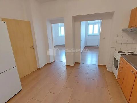 Pronájem bytu 3+1, Praha - Břevnov, Šlikova, 70 m2