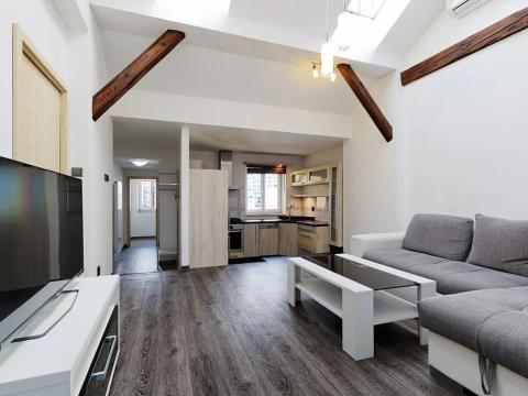 Pronájem bytu 2+kk, Brno, Smetanova, 70 m2