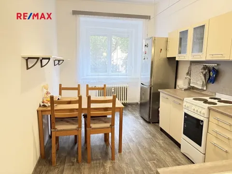 Pronájem bytu 2+kk, Praha - Smíchov, Na Skalce, 36 m2