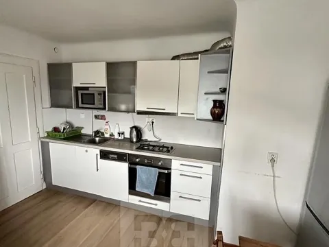 Pronájem bytu 2+kk, Praha - Libeň, Na úbočí, 36 m2