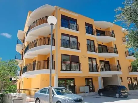 Prodej bytu 4+kk, Petrovac, Černá Hora, 152 m2