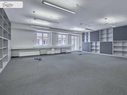 Pronájem kanceláře, Praha - Nové Město, Soukenická, 260 m2