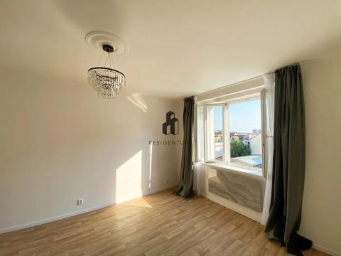 Pronájem bytu 2+kk, Praha - Žižkov, Radhošťská, 50 m2