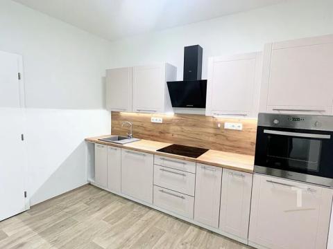 Pronájem bytu 2+kk, Boskovice, Hálkova, 44 m2