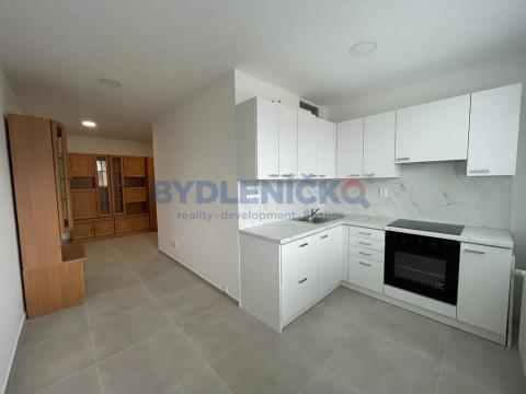 Pronájem bytu 2+1, České Budějovice, Kostelní, 66 m2
