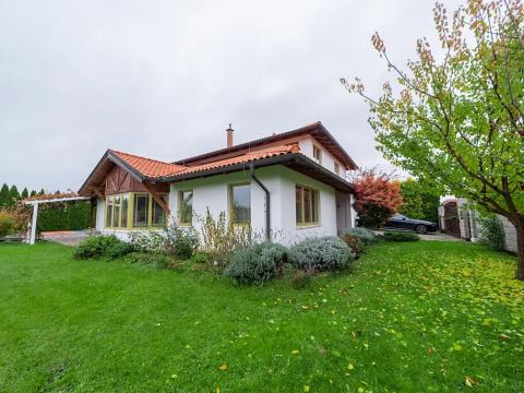 Prodej vily, Jesenice, Jiřinková, 330 m2