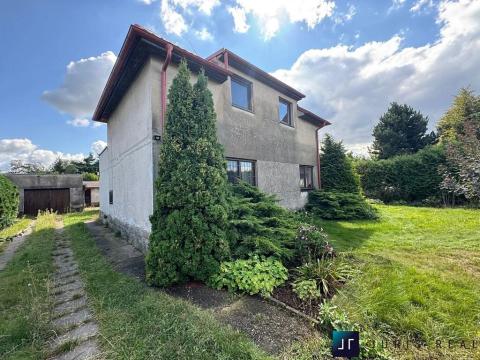 Prodej rodinného domu, Praha - Koloděje, V lipách, 140 m2