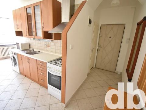 Pronájem bytu 1+1, Karlovy Vary, Gagarinova, 42 m2