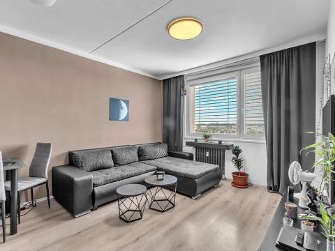Prodej bytu 2+1, Hradec Králové, třída Edvarda Beneše, 47 m2