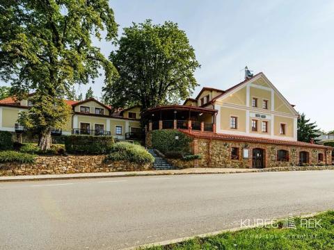 Prodej ubytování, Chotoviny, Táborská, 2200 m2