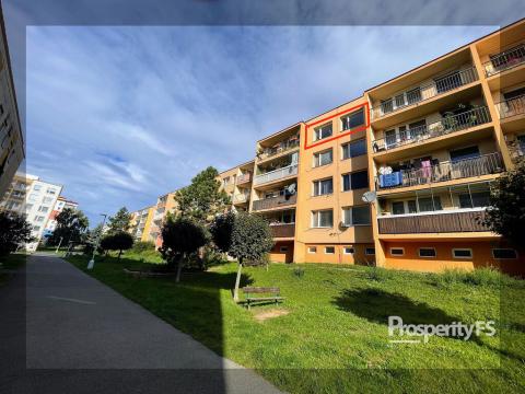 Pronájem bytu 1+1, Slaný, Bezručova, 33 m2
