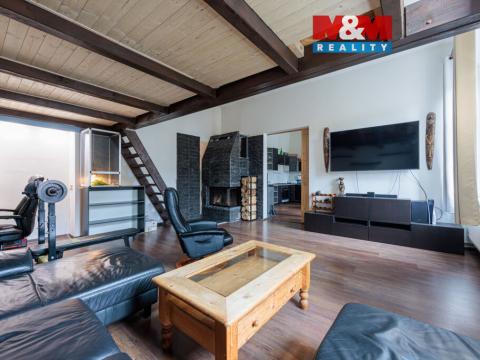 Prodej bytu 2+1, Nejdek, náměstí Karla IV., 107 m2