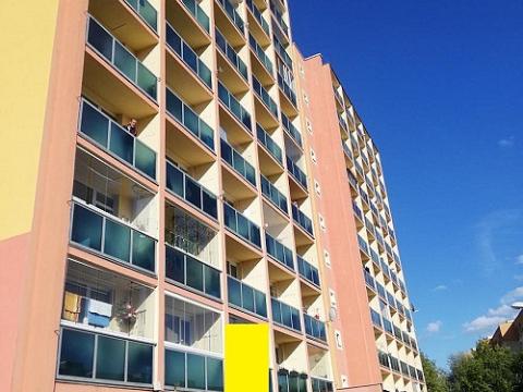 Pronájem bytu 1+1, Liberec, Nad Školou, 34 m2